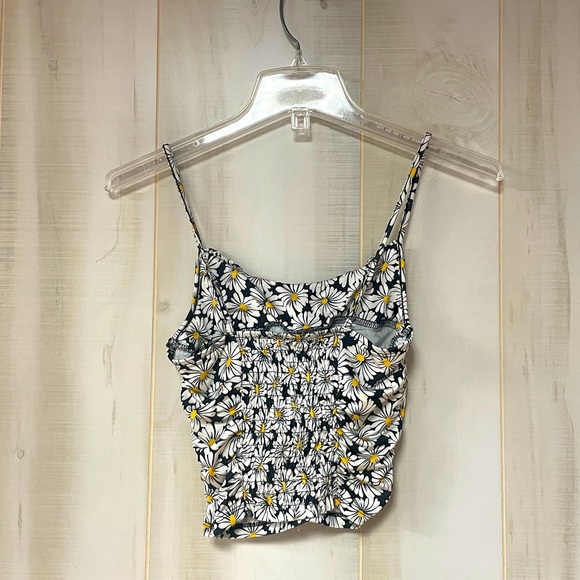 Urban Outfitters Black White Yellow Daisy Print Ruched Cropped Tank Top Sz S - Picture 2 of 5